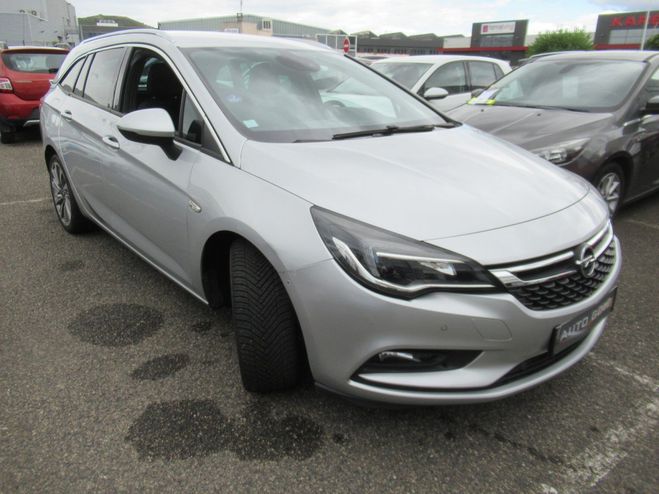 Opel Astra K Sports Tourer 1.4 turbo 125ch Gris de 2016