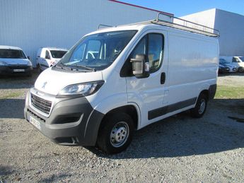  Voir d&eacute;tails -Peugeot Boxer Fourgon empatt.3000mm L1H1 2.2hdi 110 TV &agrave; Aubi�re (63)