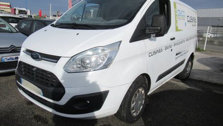 Ford Transit CUSTOM FOURGON 270 L1H1 2.2 TDCi 125 2016 d'occasion a Aubi�re (63)