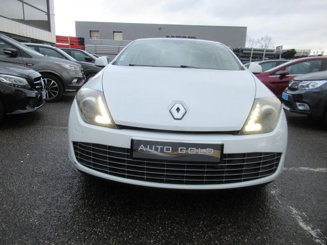 Renault Laguna Coupe 1.5 dCi 110 eco2 Intens EDC Blanc de 2014