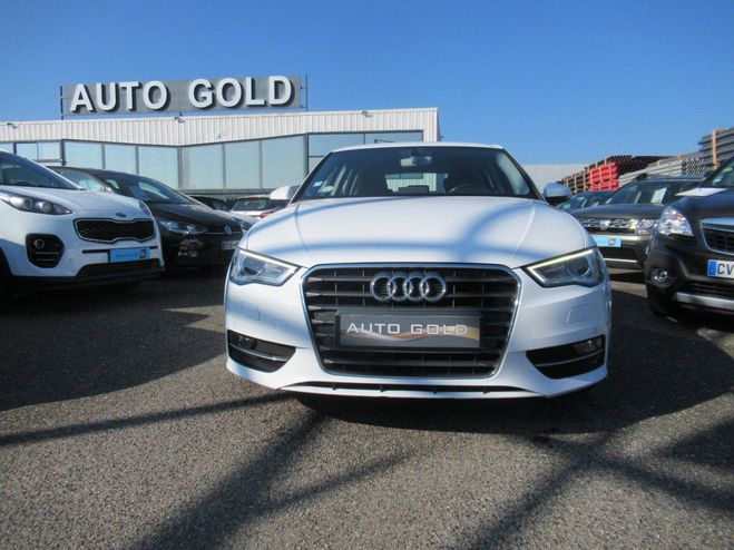 Audi A3 Sportback 1.6 tdi 110 cv Ambition Luxe Blanc de 2016