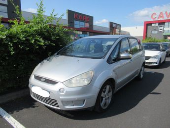  Voir d&eacute;tails -Ford S Max Trend en l etat moteur hs &agrave; Aubi�re (63)