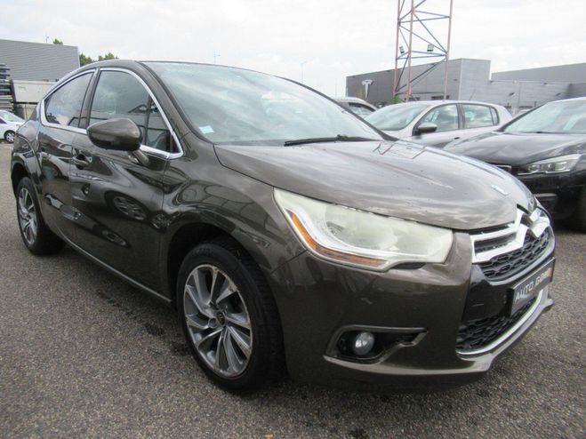 Citroen DS4 HDI 110 SoChic EN L'ETAT Marron de 2012