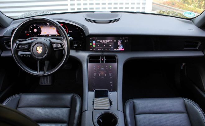 Porsche Taycan 476 avec batterie performance plus 93.4k Noir de 2021