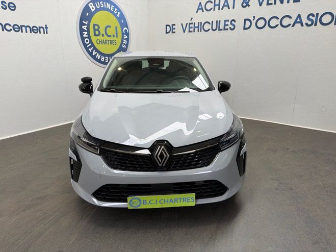 Renault Clio V 1.5 BLUE DCI 100CH EVOLUTION AUTO ECOL Gris C de 2024