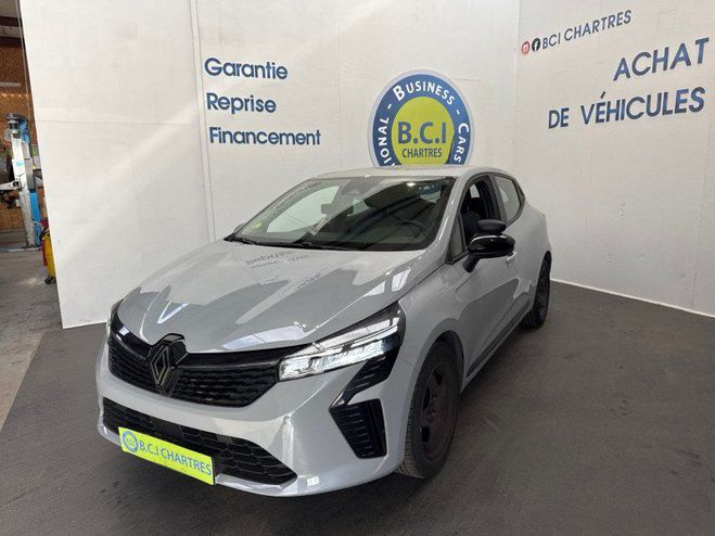 Renault Clio V 1.5 BLUE DCI 100CH EVOLUTION AUTO ECOL Gris C de 2024