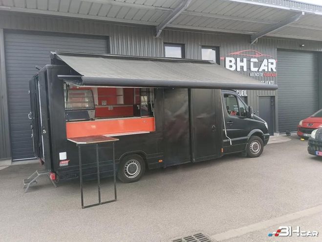 Mercedes Sprinter Vu FOODTRUCK VASP EQUIPE GROUPE TIREUSE  Noir de 2011