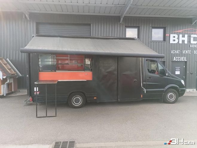 Mercedes Sprinter Vu FOODTRUCK VASP EQUIPE GROUPE TIREUSE  Noir de 2011