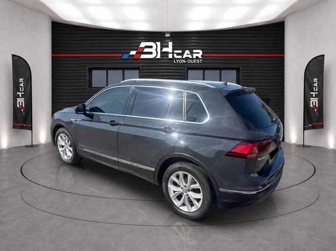 Volkswagen Tiguan 2.0 TDI 150 ch BLUEMOTION CARAT DSG7 - T Gris de 2018