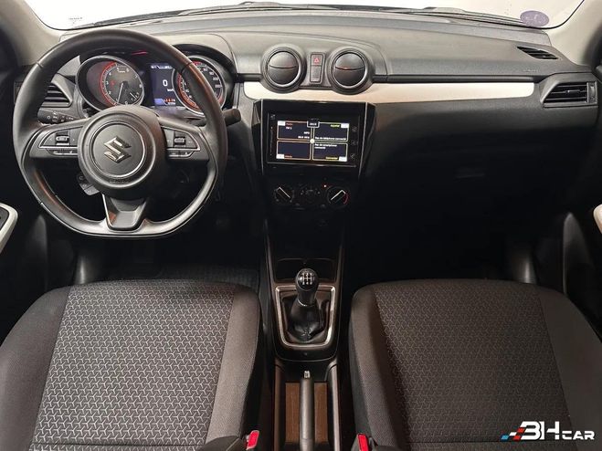 Suzuki Swift Hybrid - 1�re main - Suivi complet - Car Gris de 2022