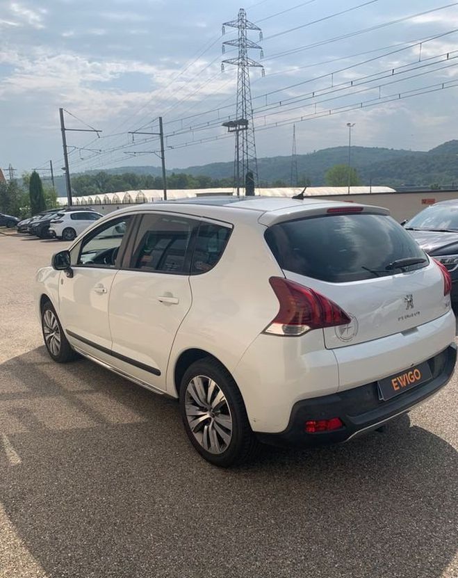 Peugeot 3008 GENERATION-I 1.6 HDI 120cv CROSSWAY ATTE Blanc de 2015