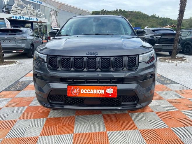 Jeep Compass 1.5 TURBO T4 130 e-HYBRID BVR7 NIGHT EAG Gris Fonc� de 2023