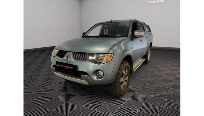 Mitsubishi L 200 L 2.5 DI-D Intense Doppelkabine 4WD Gris de 2008