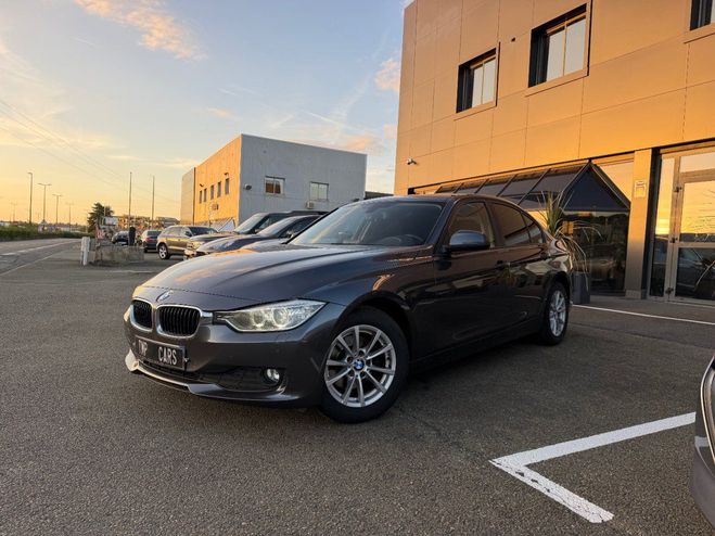 BMW Serie 3 318D 143 LOUNGE BA  de 2013