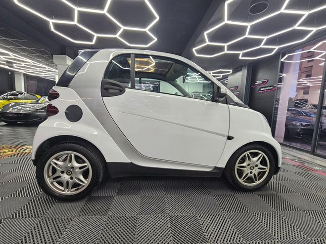 Smart Fortwo 1.0 71ch PASSION / KIT EMBRAYAGE ET ACTU Blanc de 2009
