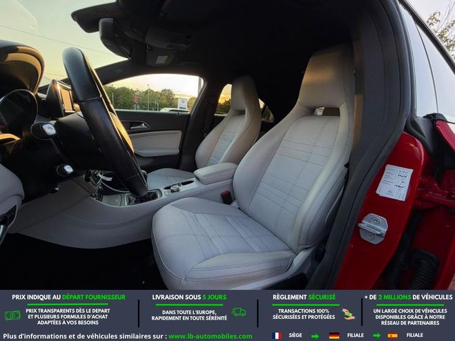 Mercedes Classe CLA CLA 180 Rouge M�tallique de 2014