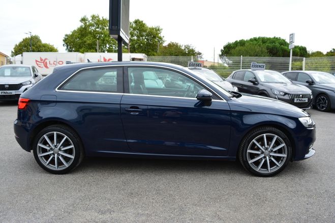 Audi A3 1.0 TFSI 115CH DESIGN LUXE S TRONIC 7 BLEU F de 2017