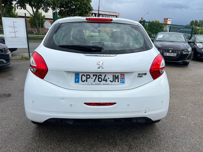 Peugeot 208 1.6 E-HDI 115 ALLURE 5P  CT OK 3 Blanc de 2012