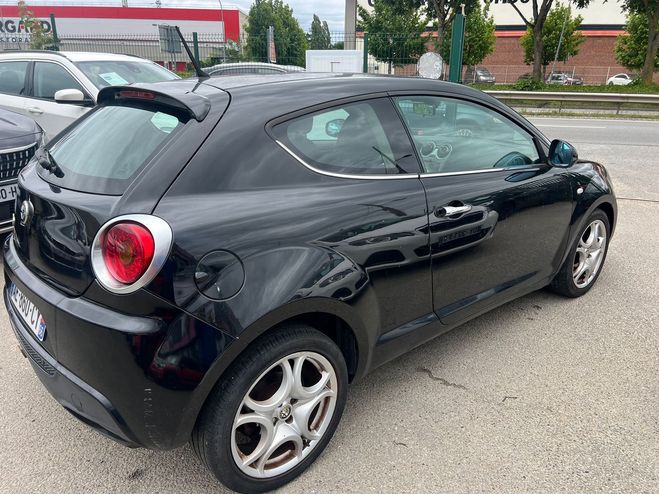 Alfa romeo Mito 1.3 JTDM 90 DISTINCTIVE TRES FIABLE RAS  Noir de 2009