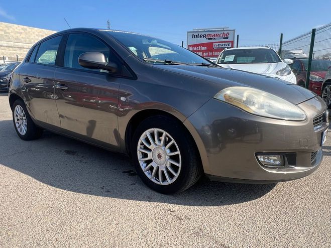 Fiat Bravo II 1.6 16V MULTIJET 105 DYNAMIC FIABLE 4 Gris fonc� de 2008