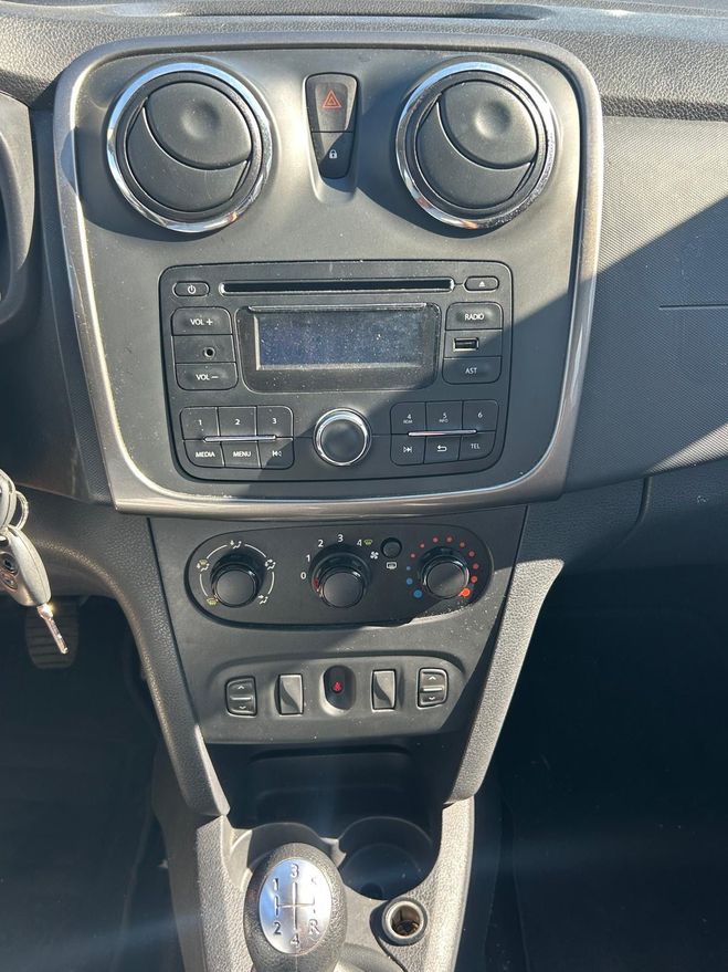 Dacia Sandero II 0.9 TCE 90 AMBIANCE ECO2 AVEC 88000KM Gris anthracite de 2013