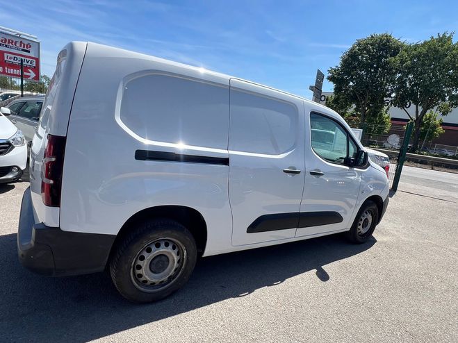 Peugeot Partner III 1.2 L 131S&S STANDARD 650KG PREMIUM  Blanc de 2021