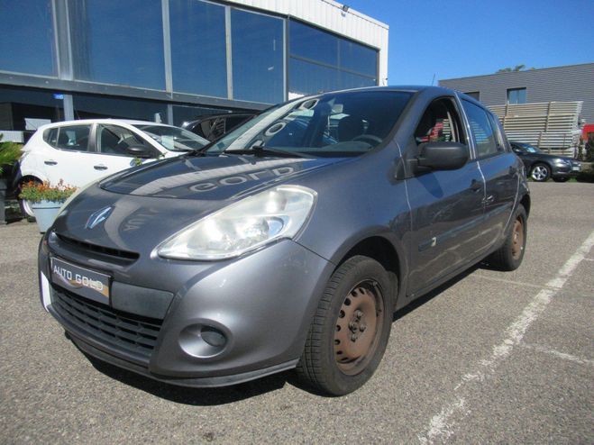 Renault Clio II Ph. 2 1.2 16v 75 Authentique EN L Gris de 2009