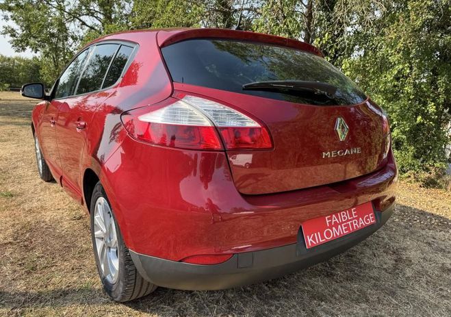 Renault Megane 1,2l 115 cv Dynamique & Embrayage neuf M Rouge de 2012