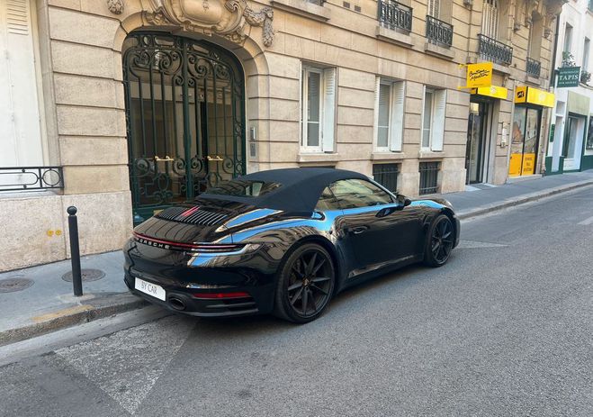 Porsche 911 (992) Cabriolet 3.0 385CH CARRERA 4 Noir de 2019