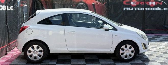 Opel Corsa 1.2 TWINPORT 85CH GRAPHITE EASYTRONIC 5P Blanc de 2014
