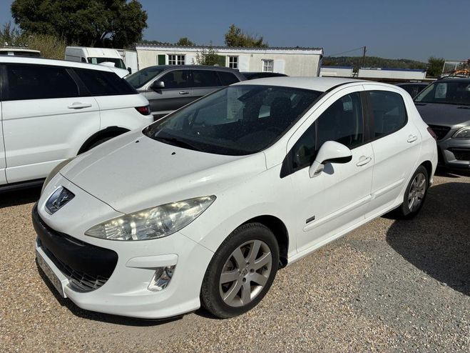 Peugeot 308 1.6 HDI 92CH NAVETEQ Blanche de 2011