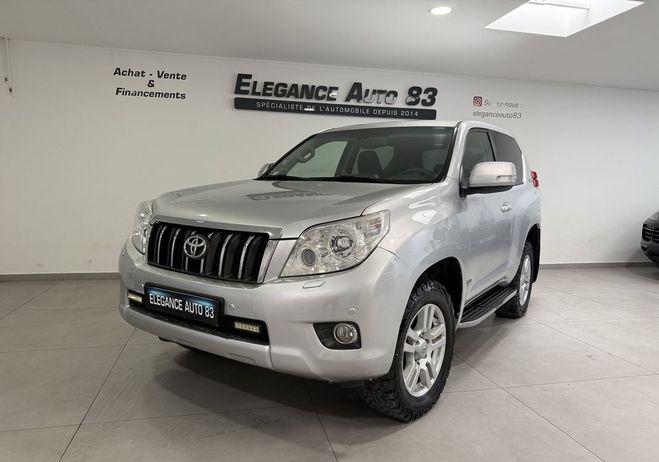 Toyota Land Cruiser 190 D-4D LEGENDE BVA 3P CAMERA GPS ATTEL Gris de 2012