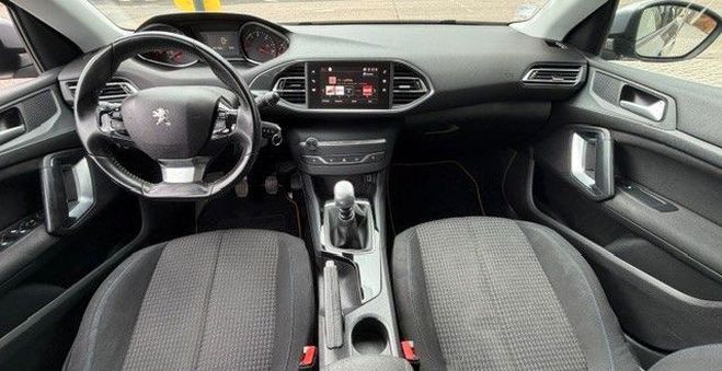Peugeot 308 generation-ii 1.5 bluehdi 130 style Gris de 2018