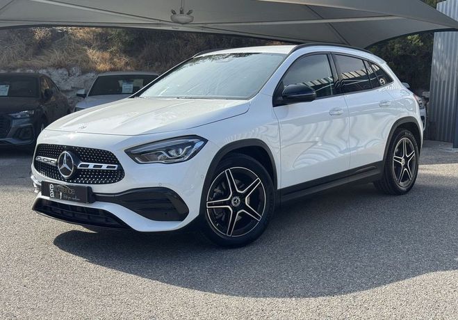 Mercedes Classe GLA Classe 200 D 150CH AMG LINE 8G-DCT Blanc de 2023