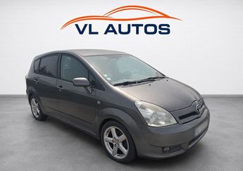  Voir d&eacute;tails -Toyota Corolla Verso 7 places 2.2l 177 CV Ann�e 2006 Po &agrave; Gleiz� (69)