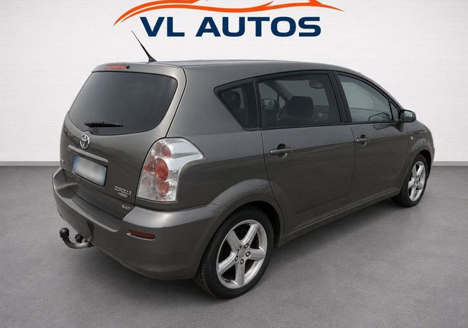 Toyota Corolla Verso 7 places 2.2l 177 CV Ann�e 2006 Po Gris de 2006