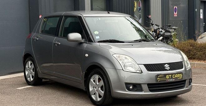 Suzuki Swift  Gris de 2010