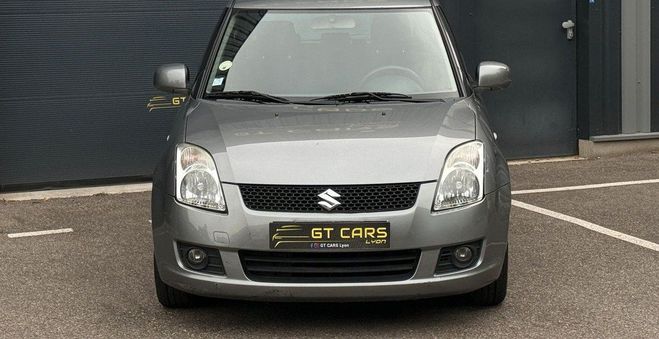 Suzuki Swift  Gris de 2010