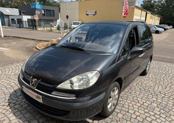  Voir d&eacute;tails -Peugeot 807 2.2 HDi 128 cv &agrave; Ingersheim (68)