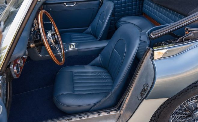 Austin healey 3000 BJ8 Grosse r�novation Boite 5 Fiabilis� Bleu de 1967
