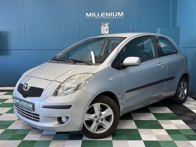 Toyota Yaris 85 VVT-I SOL BVA 3P Gris C de 2007