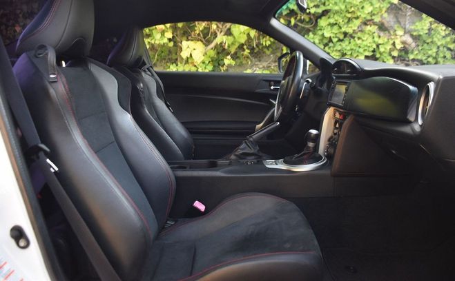 Toyota GT86 2.0i 200 CH BVA PHASE 1 SUIVI D'ENTRETIE Blanc de 2012