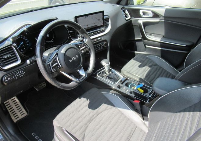 Kia Ceed d SW Ceed 1.6 CRDI 136CH MHEV GT LINE DC Gris de 2024