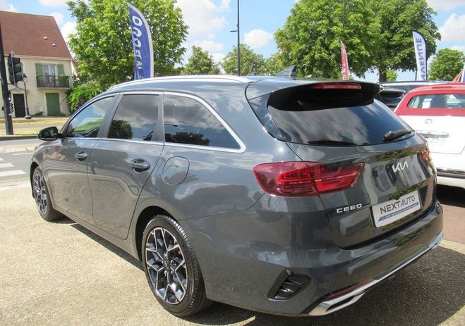 Kia Ceed d SW Ceed 1.6 CRDI 136CH MHEV GT LINE DC Gris de 2024