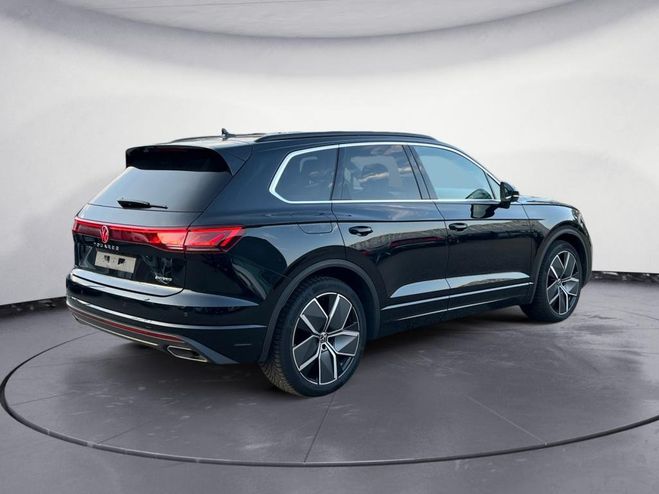 Volkswagen Touareg 3.0 eH 381Elegance 4M Toit pano - Dynaud Noir Grenadille de 2024