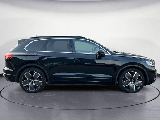 Volkswagen Touareg 3.0 eH 381Elegance 4M Toit pano - Dynaud Noir Grenadille de 2024