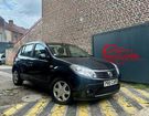 Dacia Sandero 1.2i à Douai (59) Dacia Sandero 1.2i à Douai (59)
