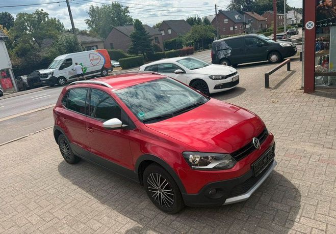 Volkswagen Polo Cross 1.2 Essence ? 2015 142 000 km Tr�s Rouge de 2015