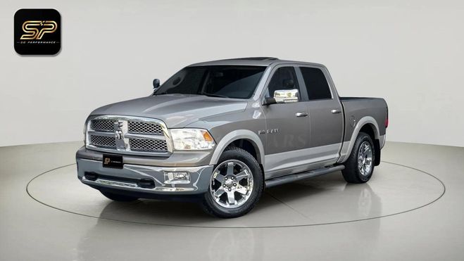 Dodge Ram 1500 Laramie 5.7 HEMI V8 4x4 * Toit ouvr Gris de 2011