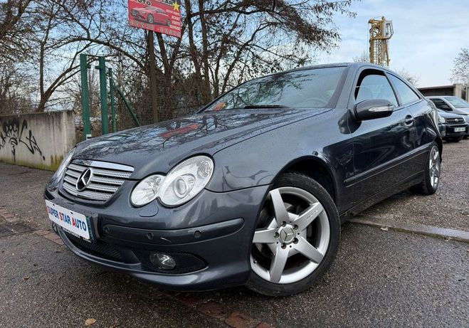 Mercedes Classe C Coupe Sport C230 2.5l AVANTGARDE 204CV Gris de 2006